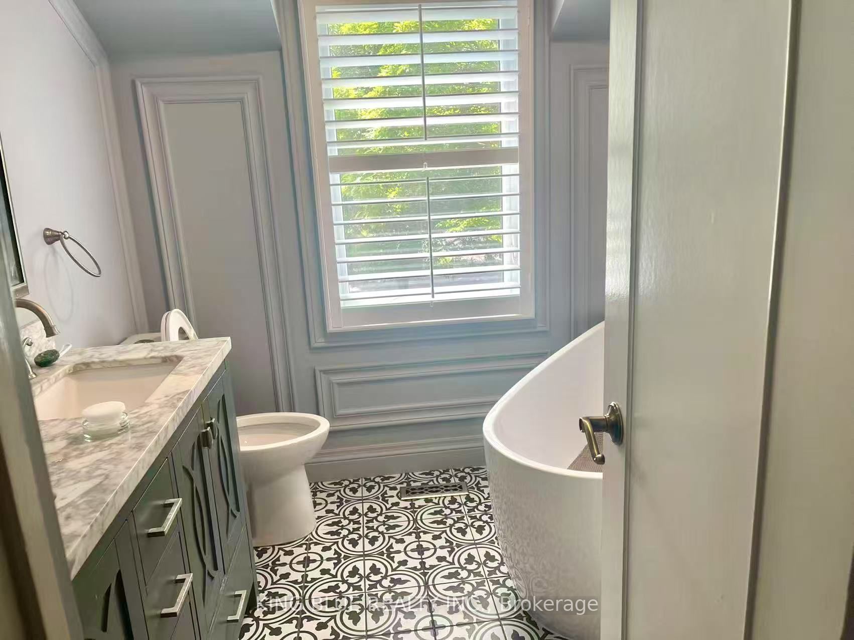 132 Heatherside Drive, #Room 2