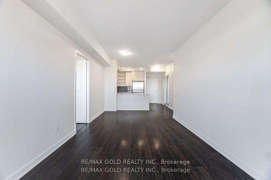 2 Bedrooms Condo at 4633 Glen Erin, Mississauga For sale