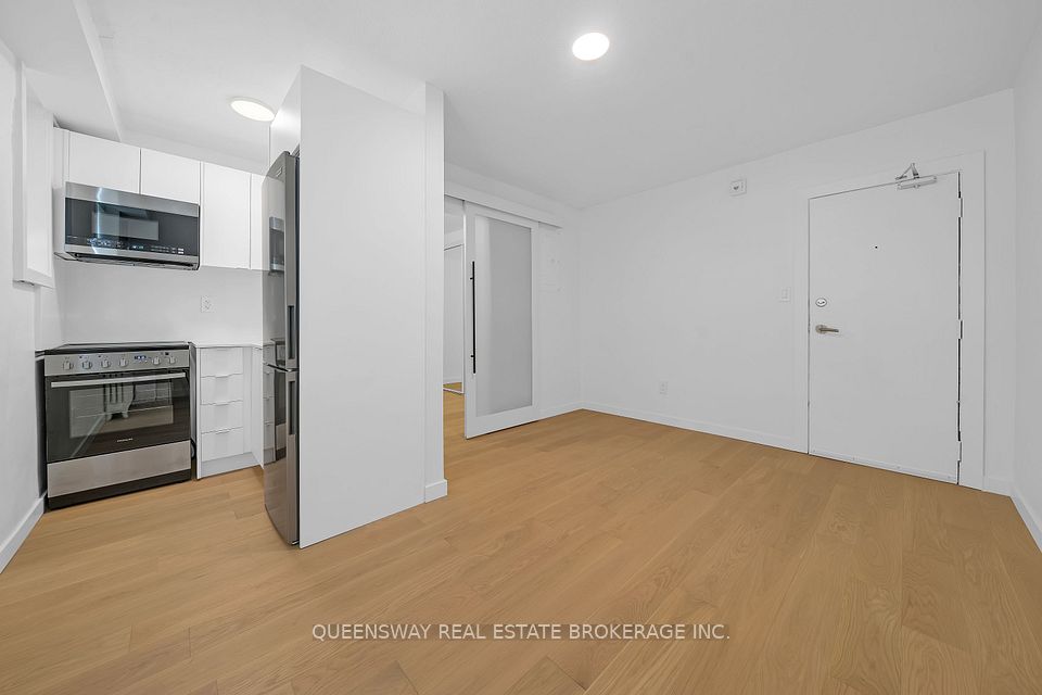 26 Balmoral