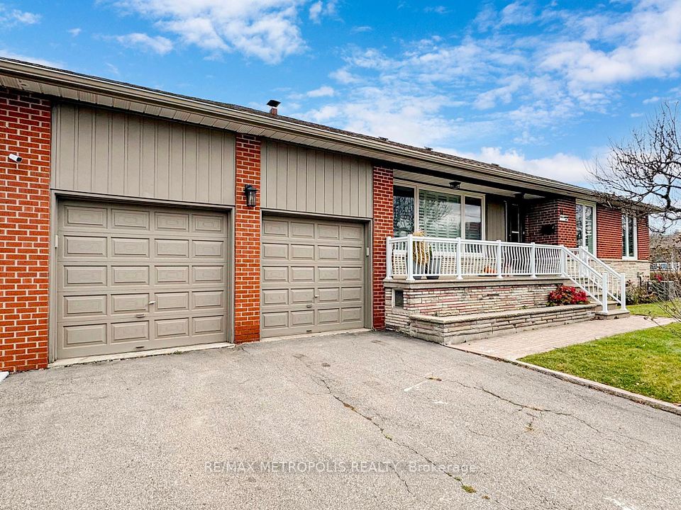 14 Alladin Avenue