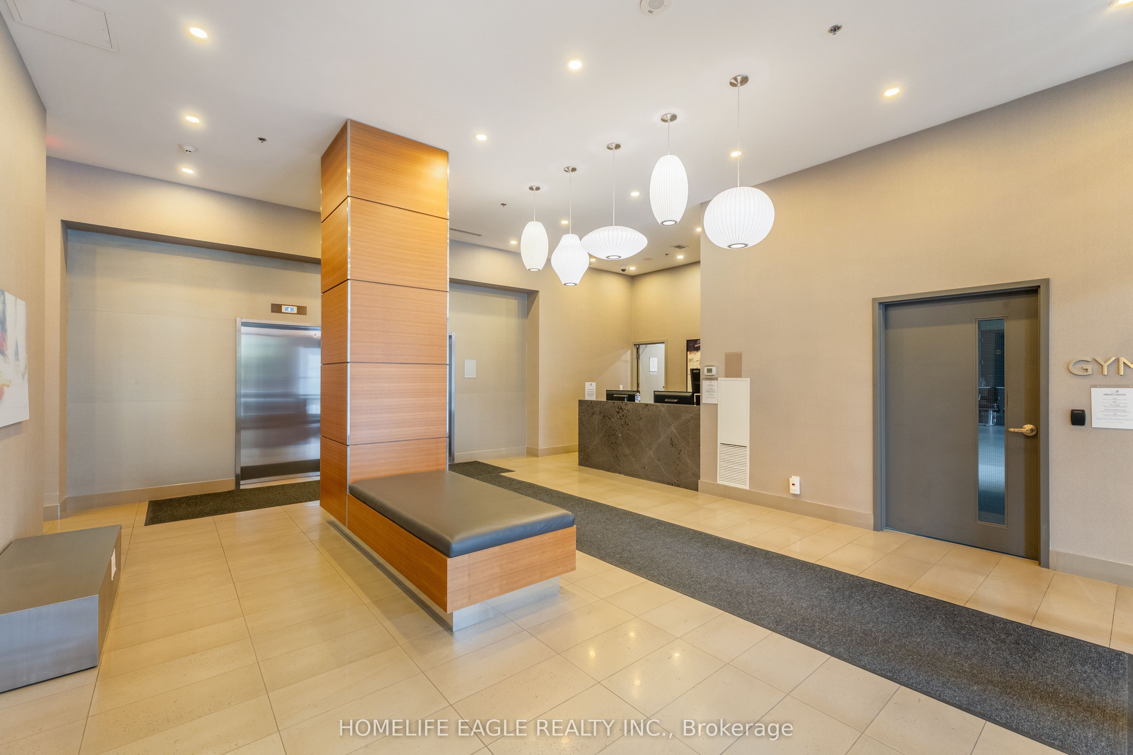 18 Rean Drive, #222
