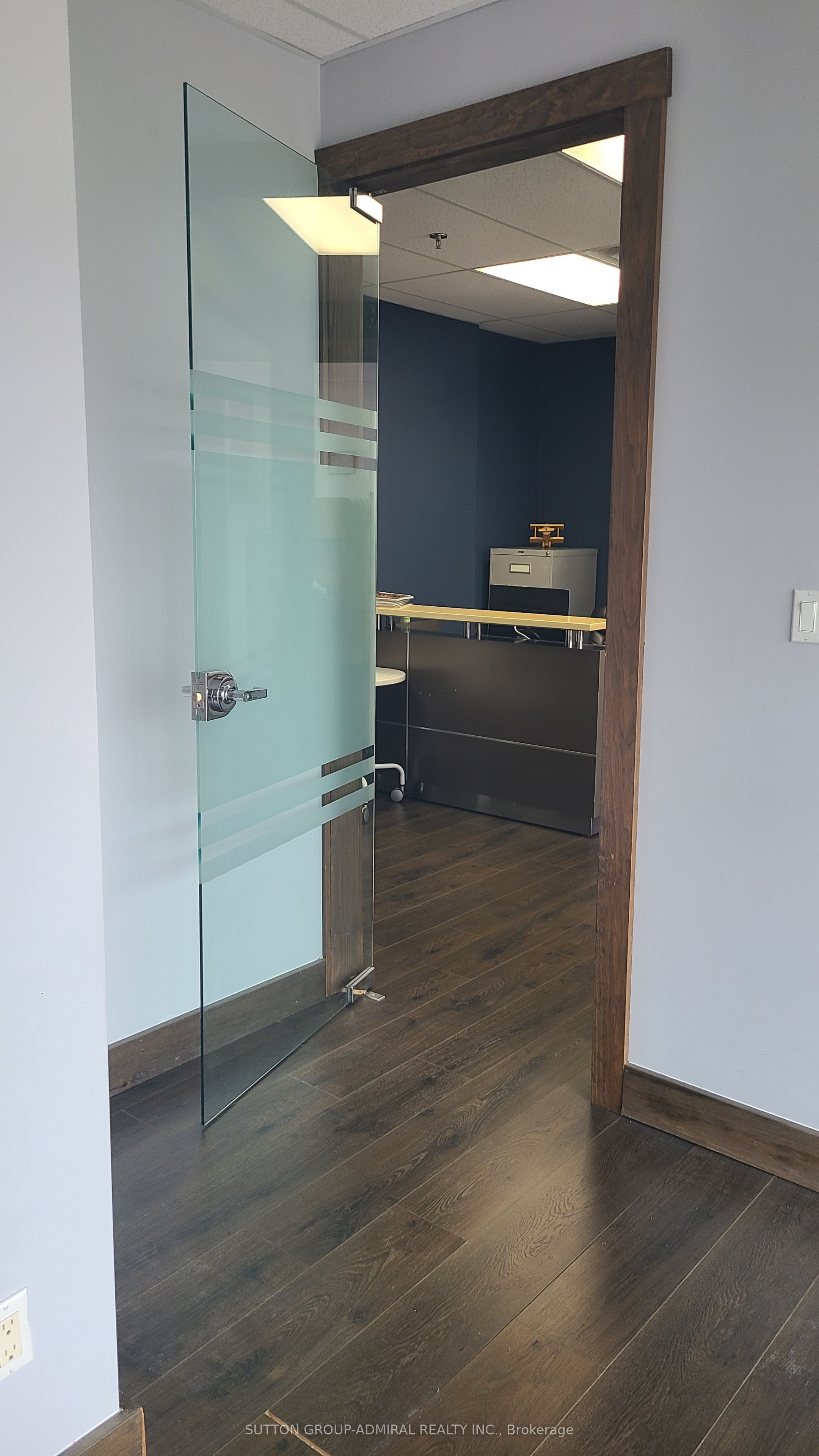 10376 Yonge Street, #301