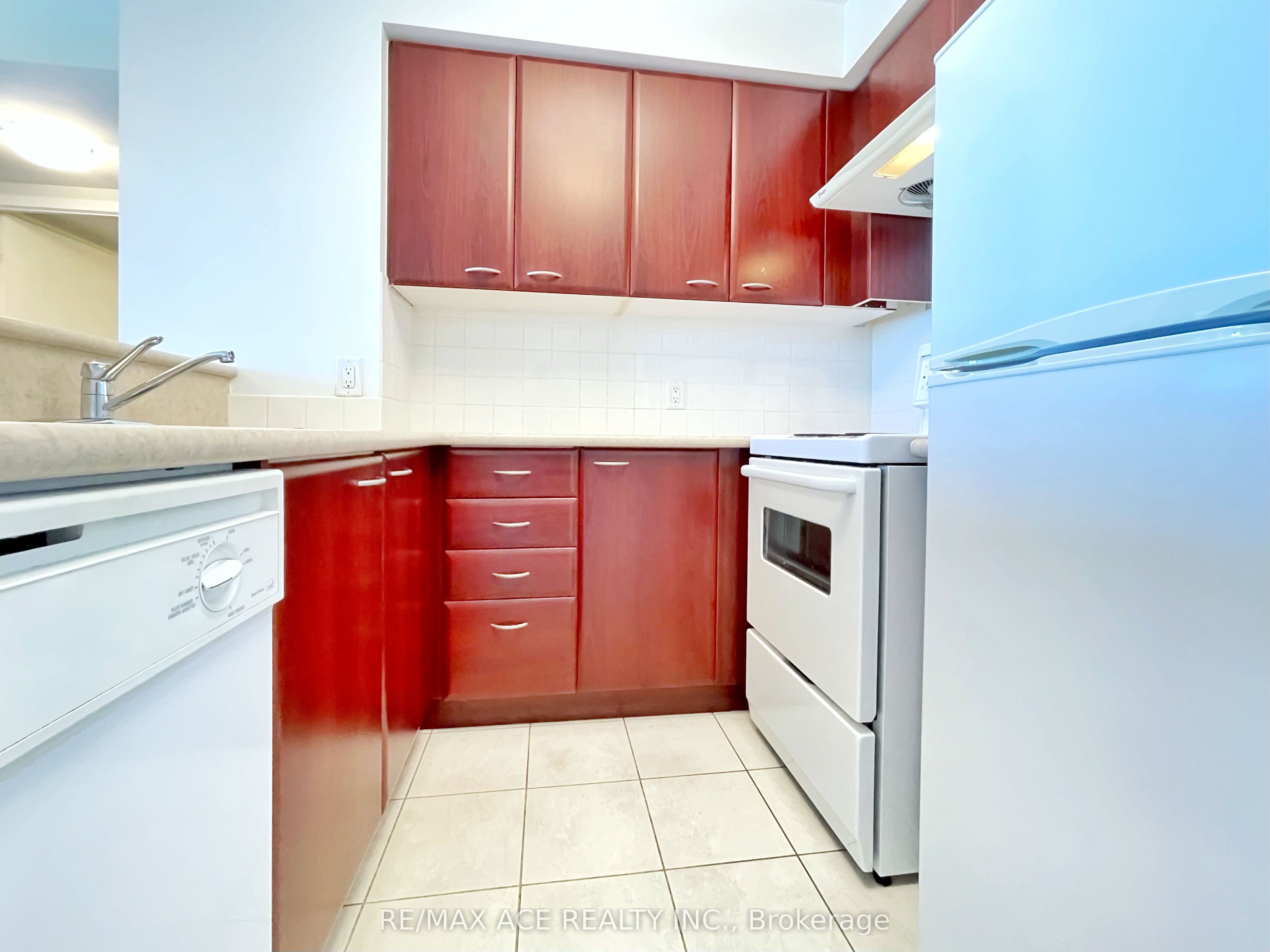 38 Lee Centre Drive, #2315