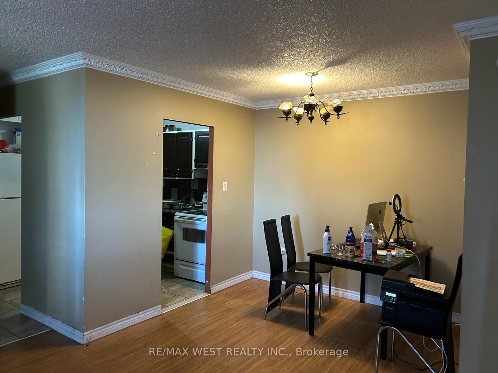 2 Bedrooms Condo at 330 Dixon,  Toronto For sale
