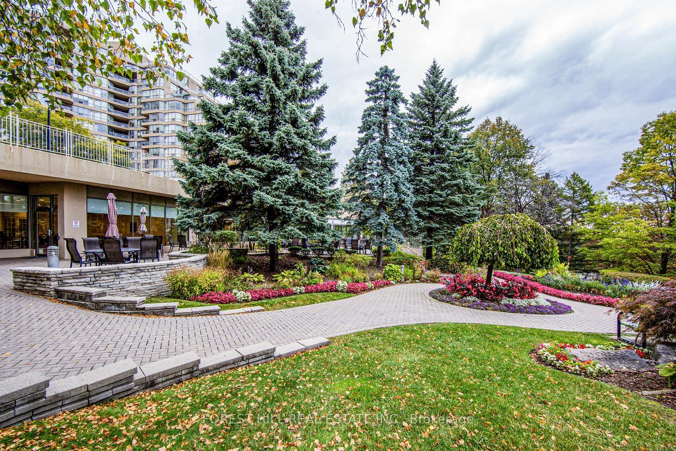 1 Bedroom Condo at 10 Guildwood, Toronto For sale