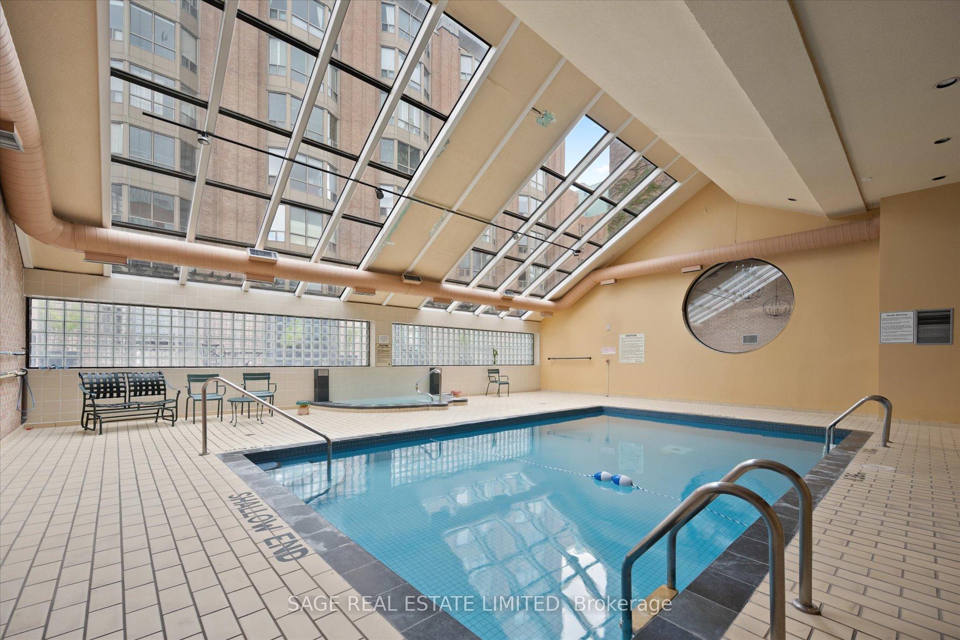 3 Bedrooms Condo at 160 Frederick, Toronto For sale