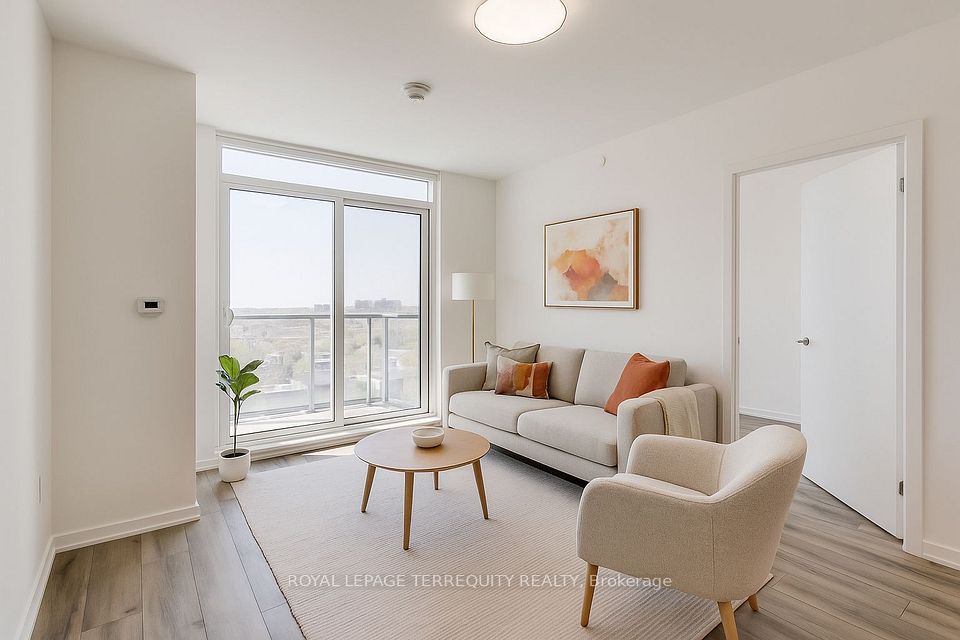 1808 St Clair