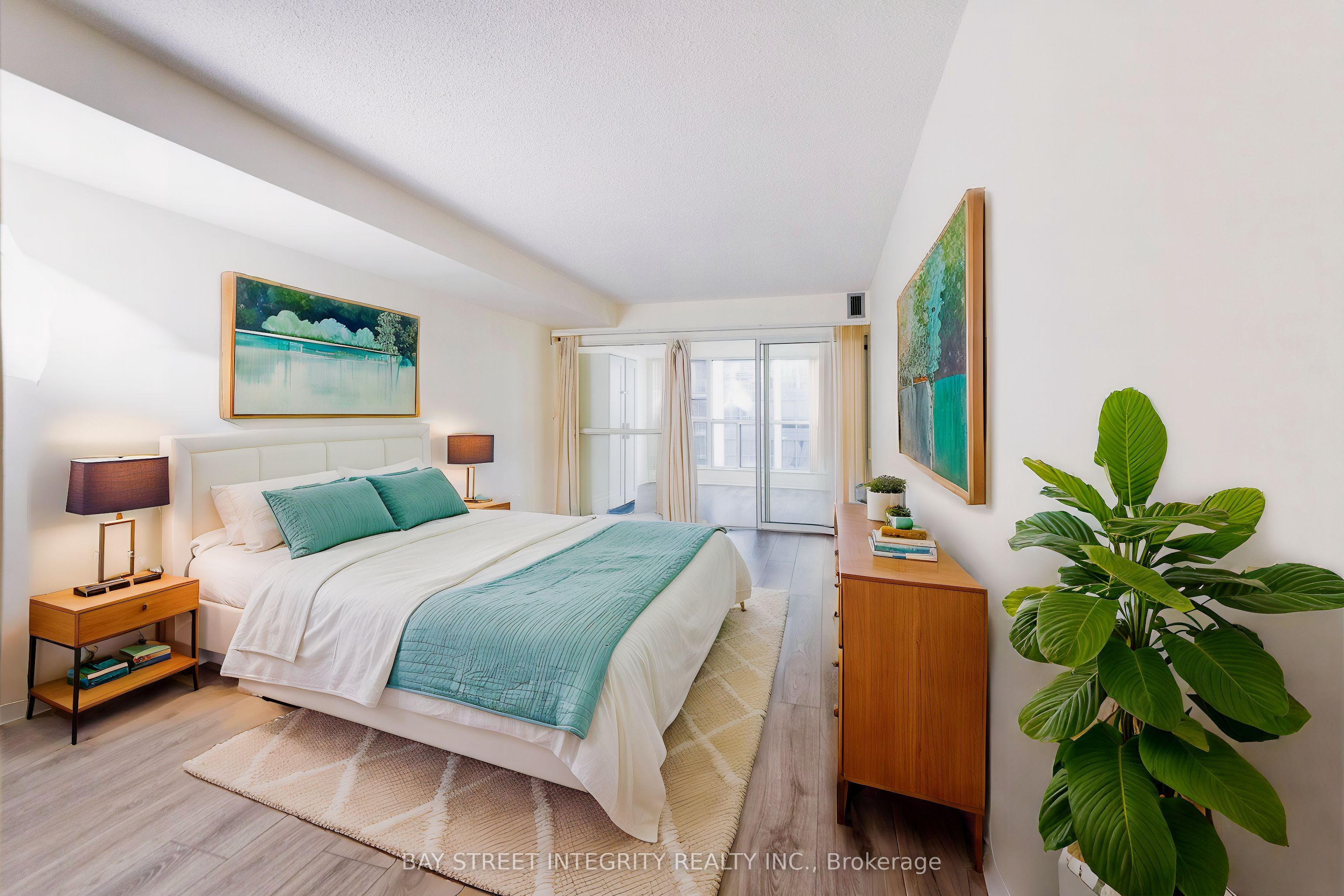 28 Hollywood Avenue, #1210