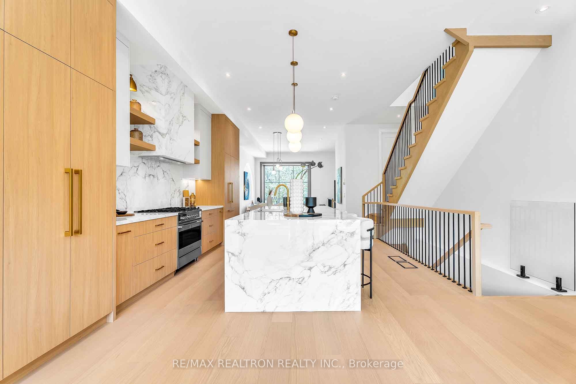 107 Alameda Avenue