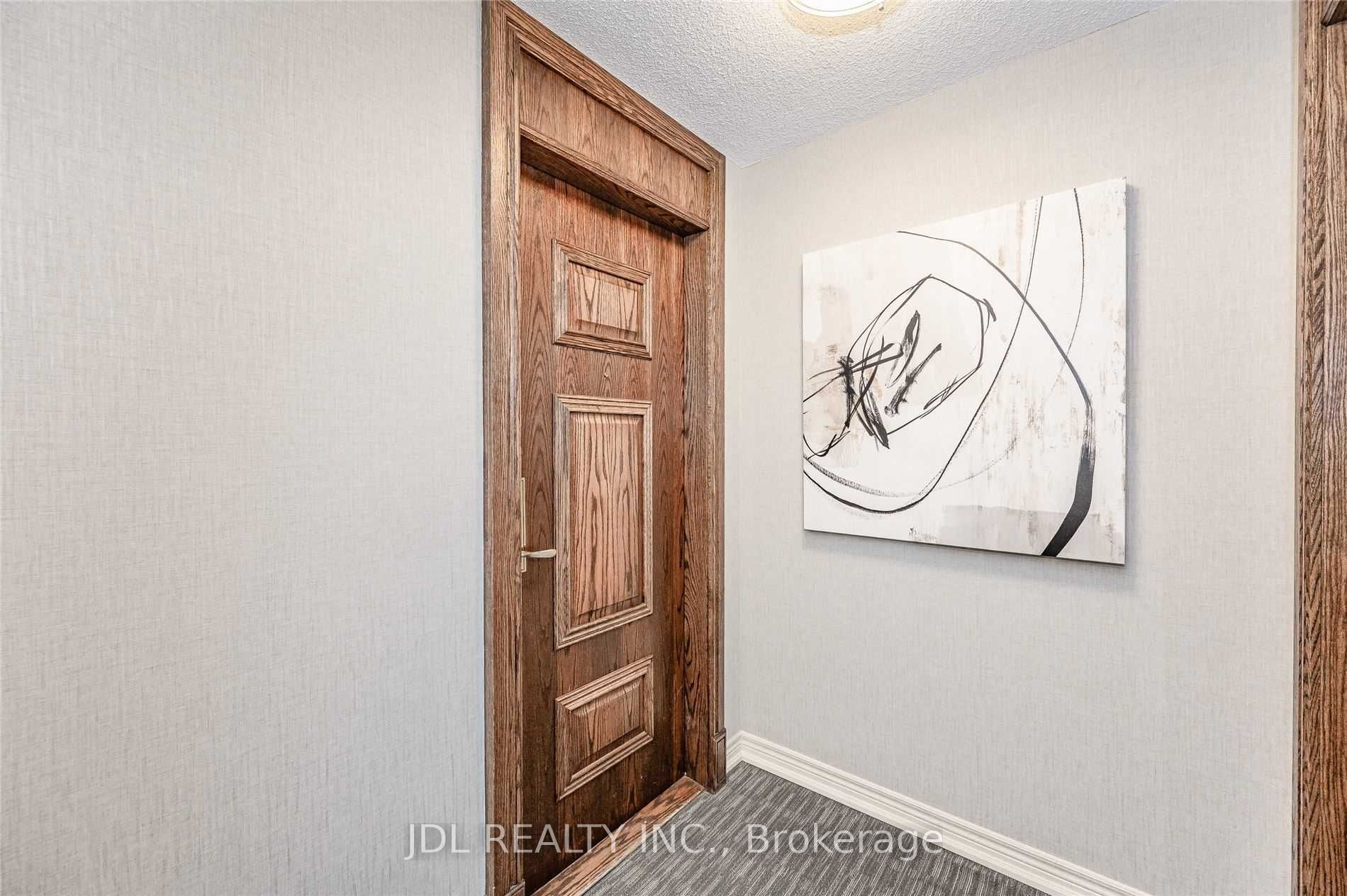 4850 Glen Erin Drive, #1703