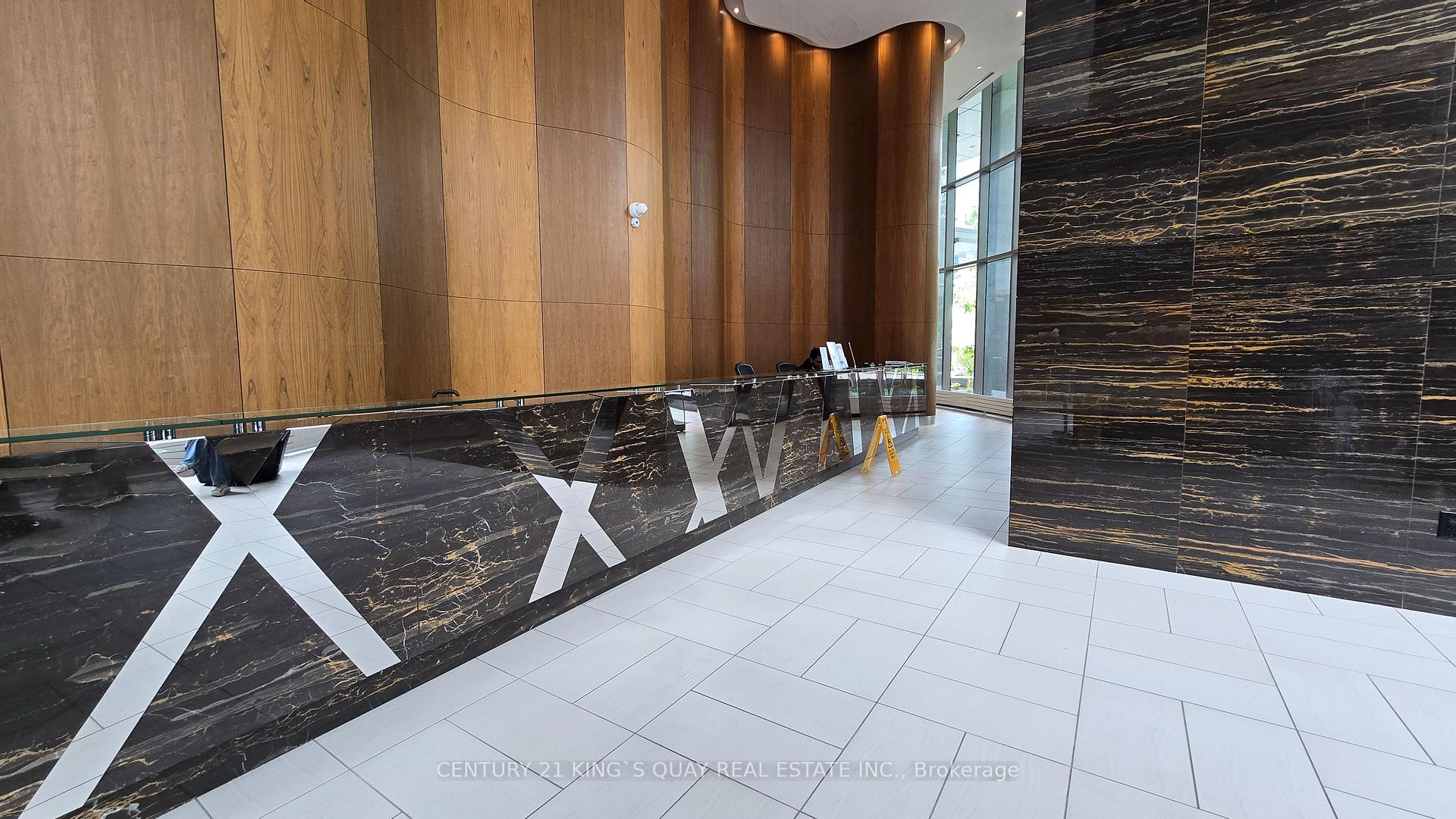 2 Bedrooms Condo at 21 Iceboat, Toronto For sale