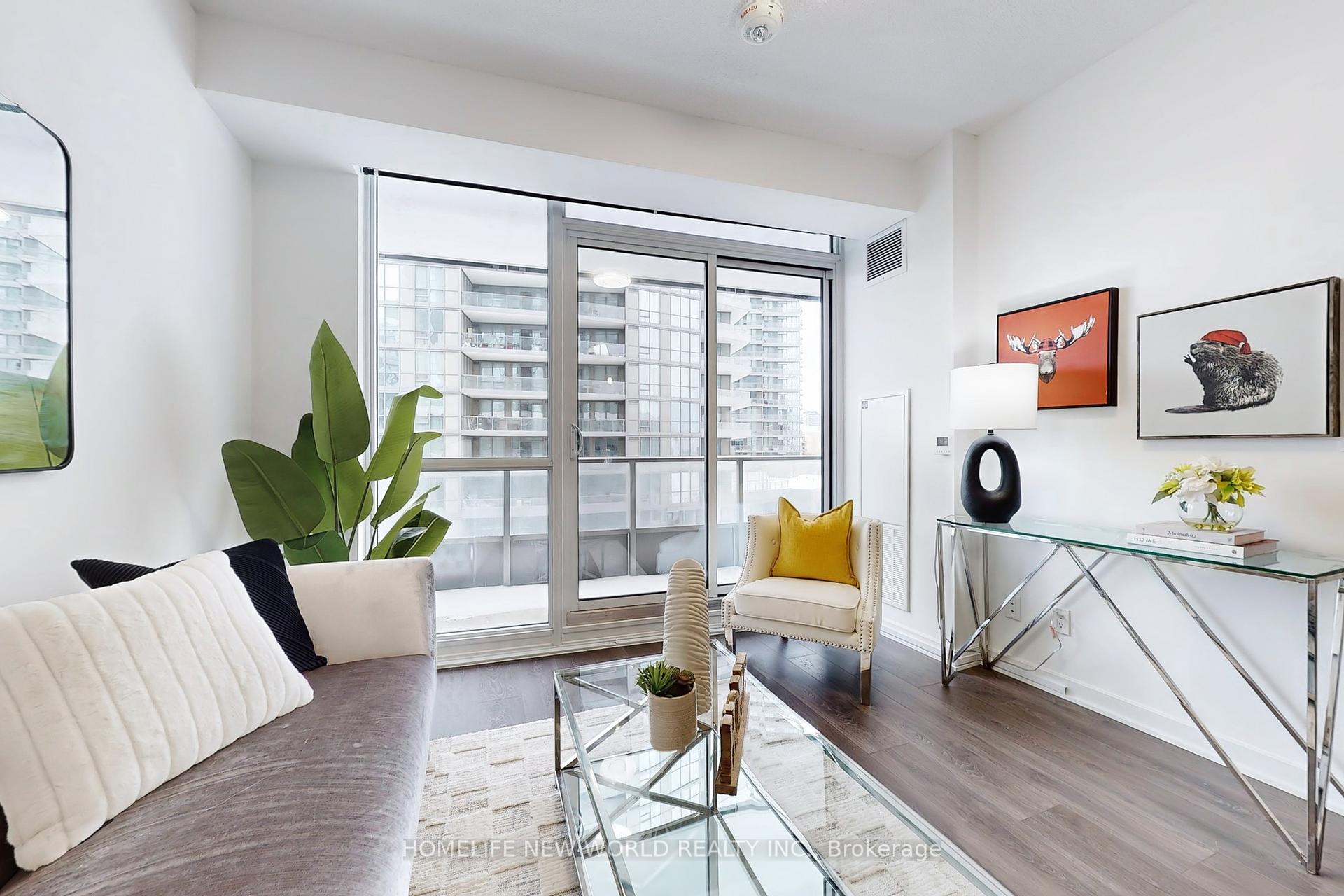 3 Bedrooms Condo at 38 Forest Manor, Toronto For sale