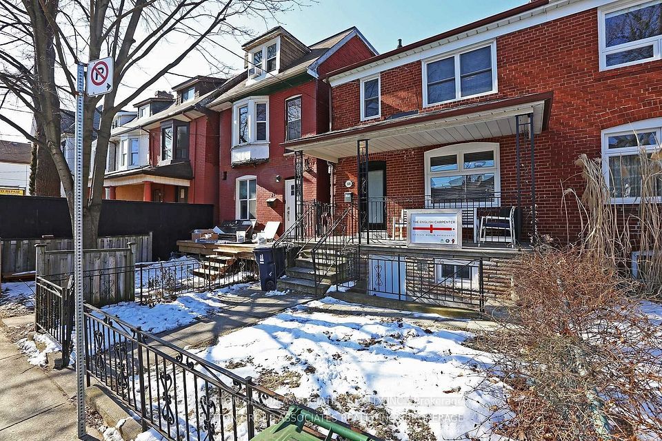 318 Brock