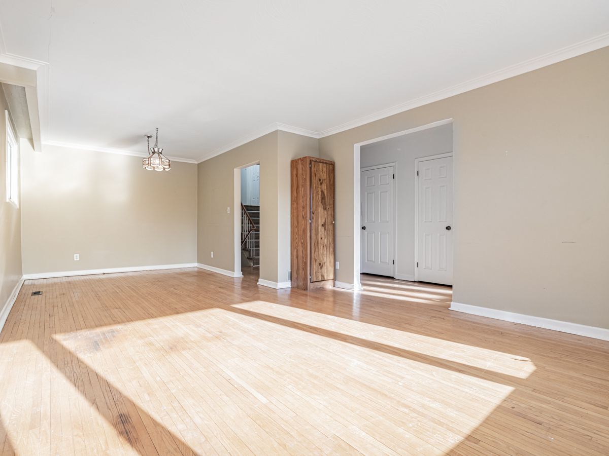 151 Henderson Avenue