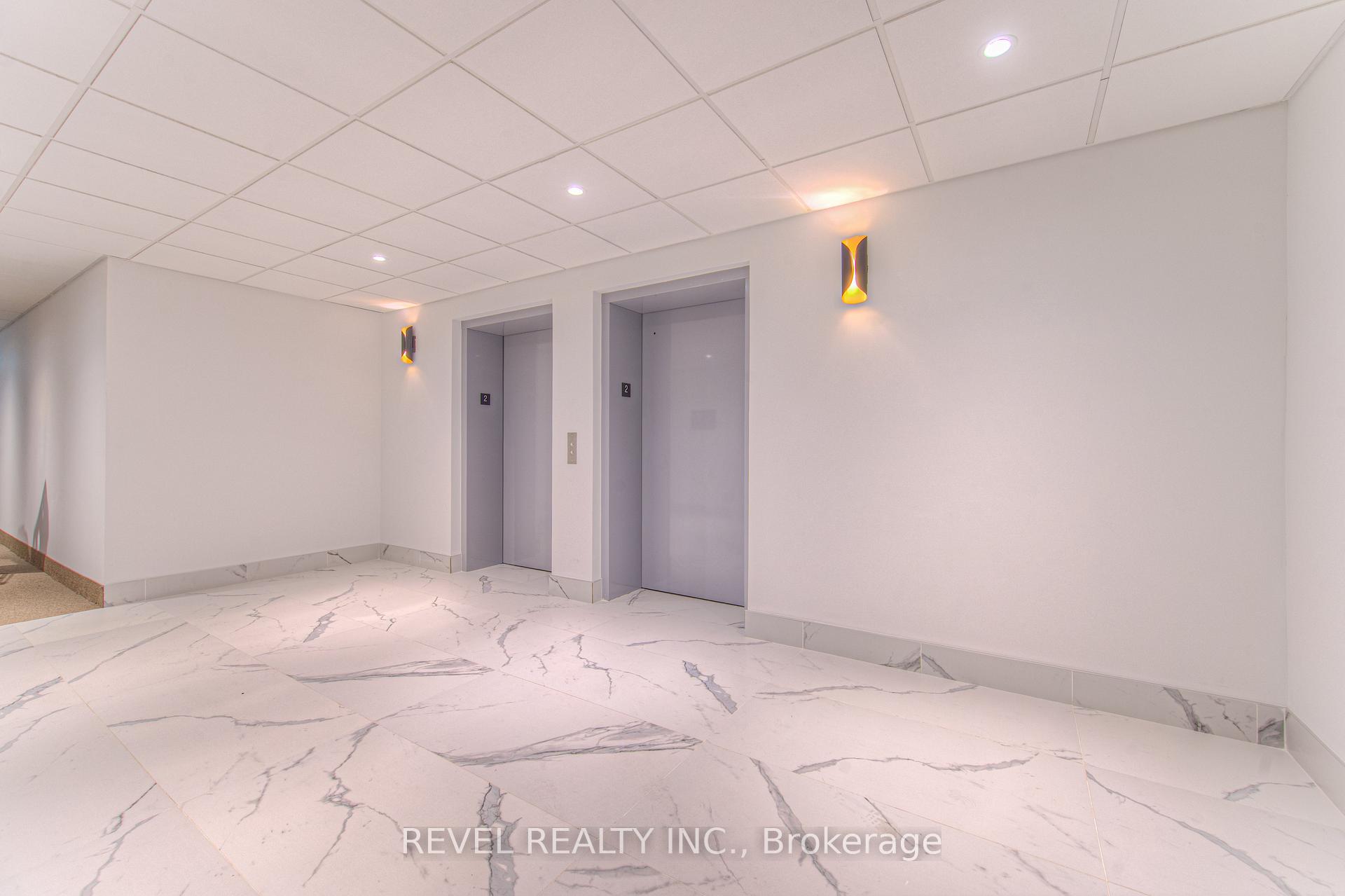 1 Bedroom Condo at 1936 Rymal, Hamilton For sale