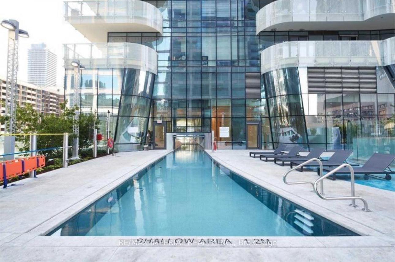 2 Bedrooms Condo at 1 Bloor, Toronto For sale
