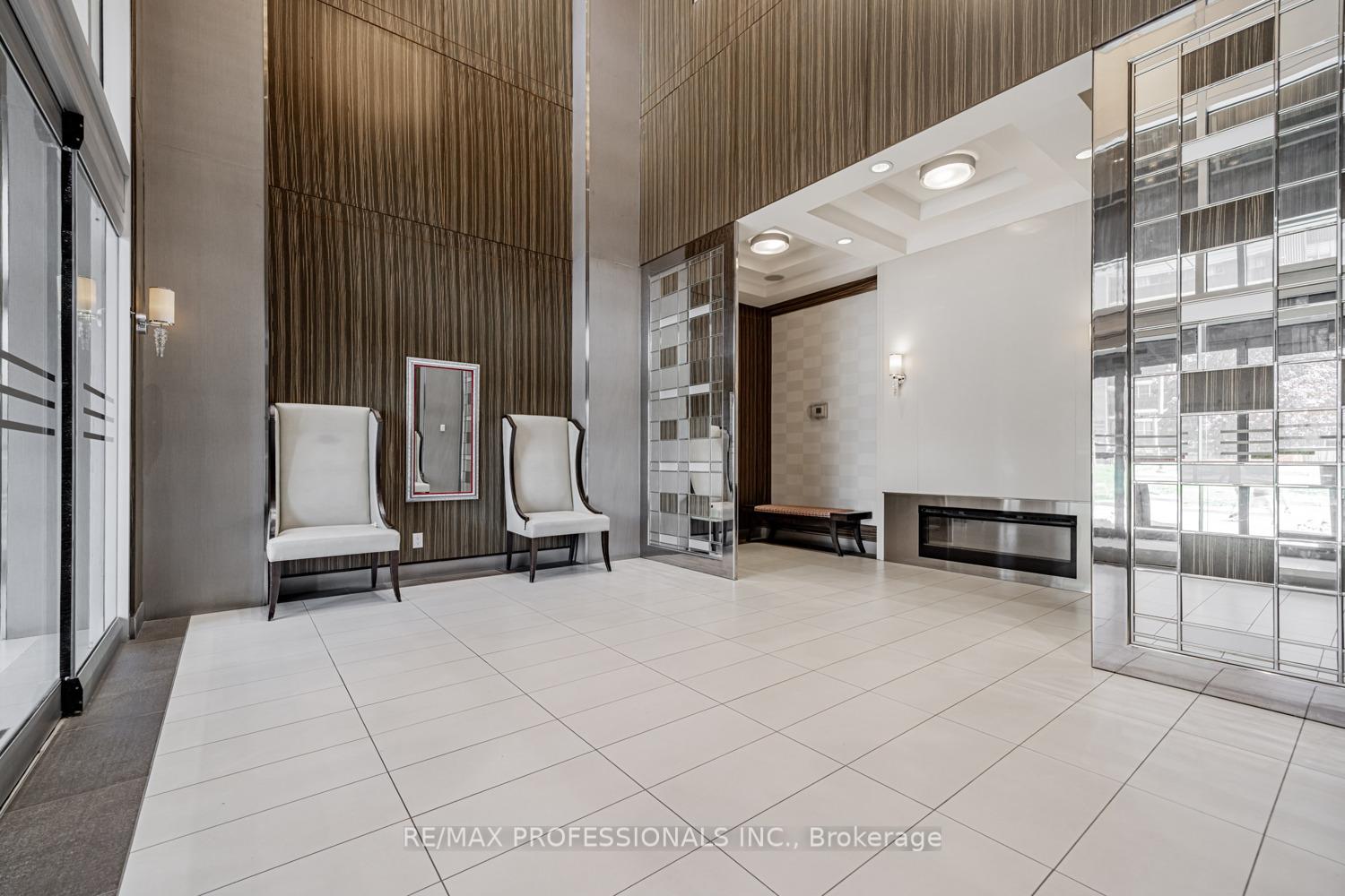 2 Bedrooms Condo at 6 Eva, Toronto For sale