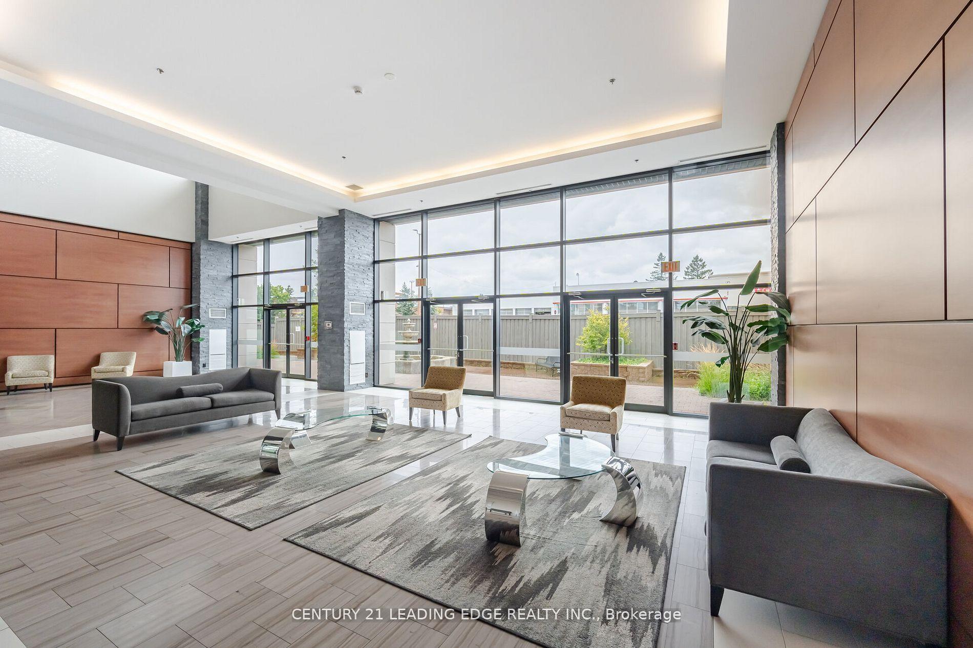2 Bedrooms Condo at 24 Woodstream, Vaughan For sale