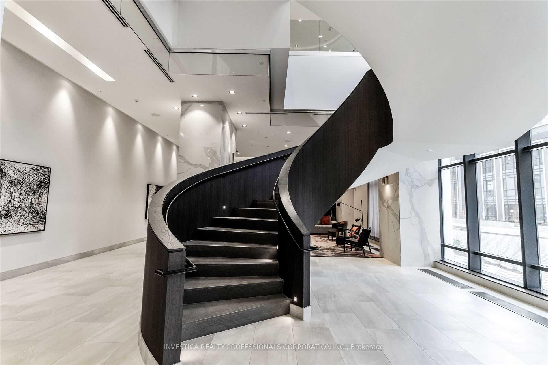 2 Bedrooms Condo at 9 Mabelle,  Toronto For sale