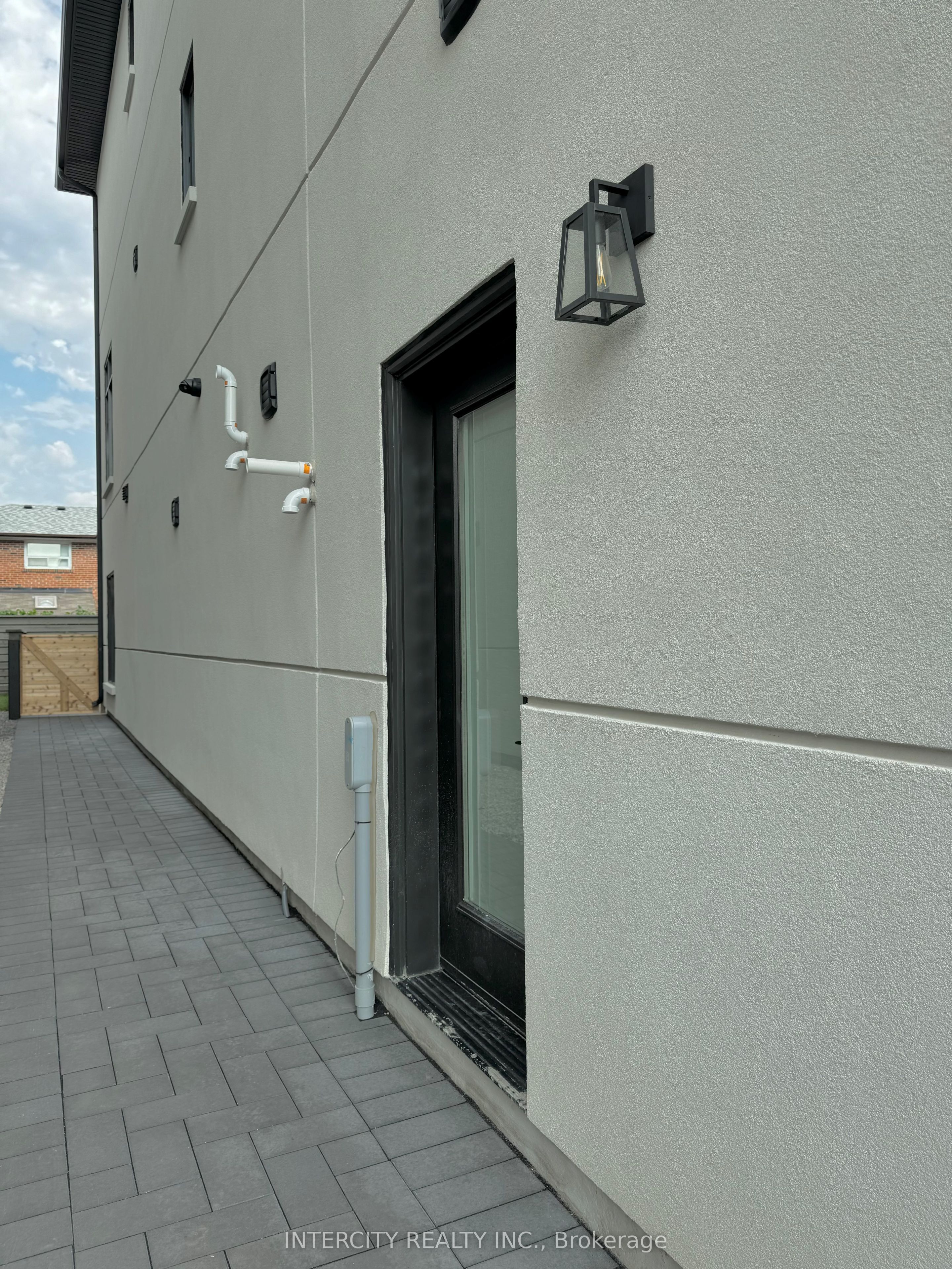 25 St Gaspar Court