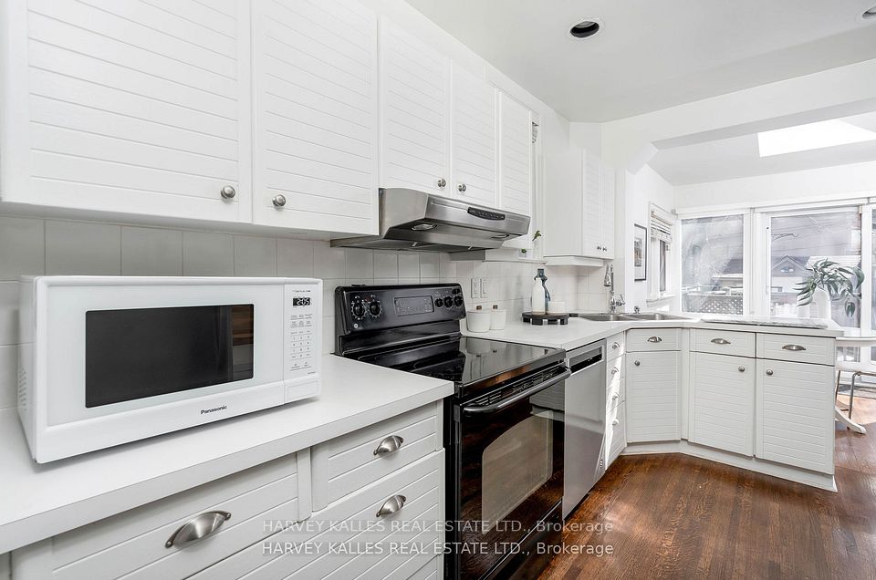469 Roselawn Avenue