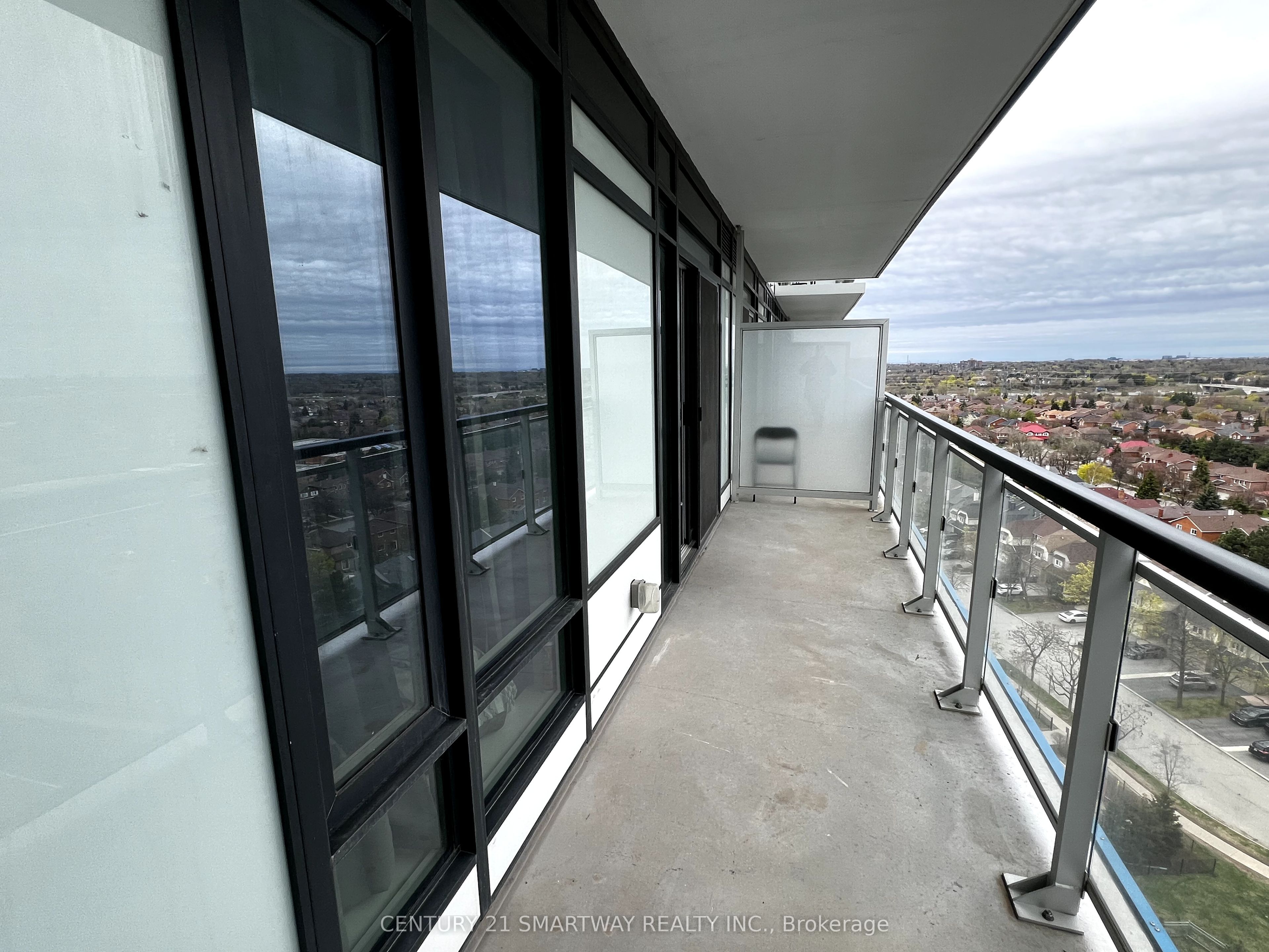 2560 Eglinton Avenue W, #1408