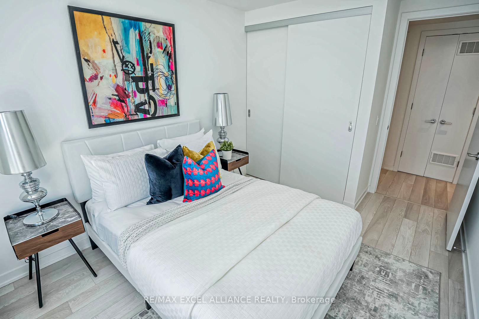 2 Bedrooms Condo at 50 Power,  Toronto For sale