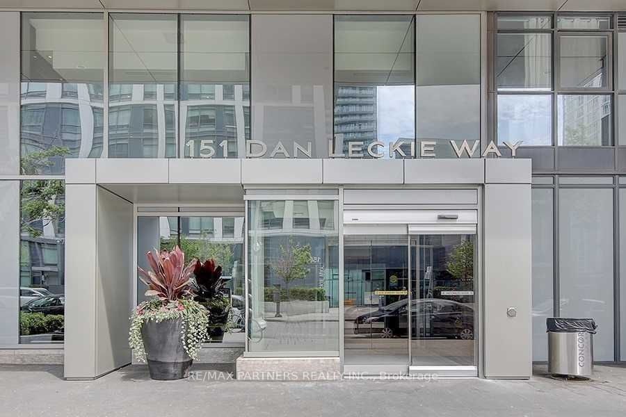 151 Dan Leckie Way
