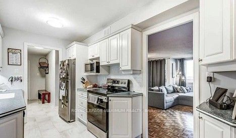 61 Richview Road, #1902