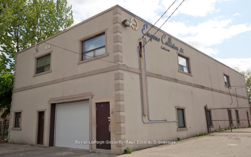#2nd Flr - 6 Eugene Street, Toronto, ON M6B 3Z4