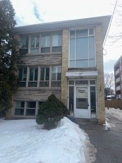 47 Ranleigh Avenue 201