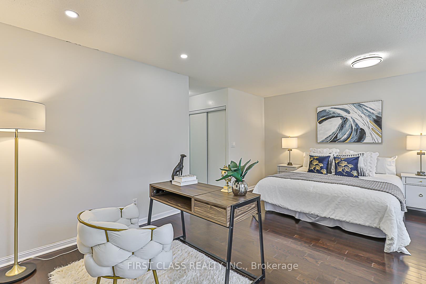 4 Bedrooms Condo at 1881 Mcnicoll,  Toronto For sale