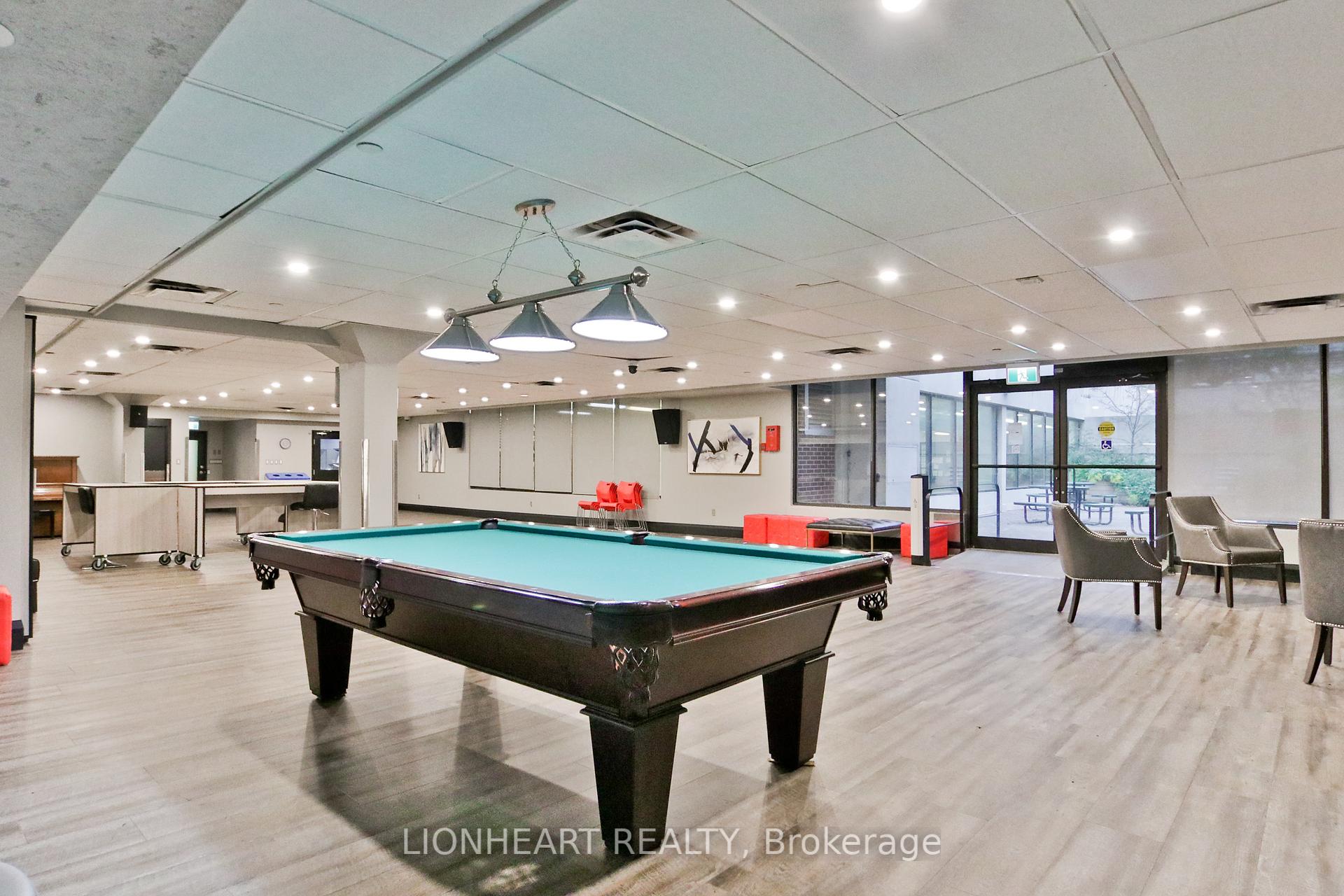 Condo at 40 Homewood, Toronto For sale