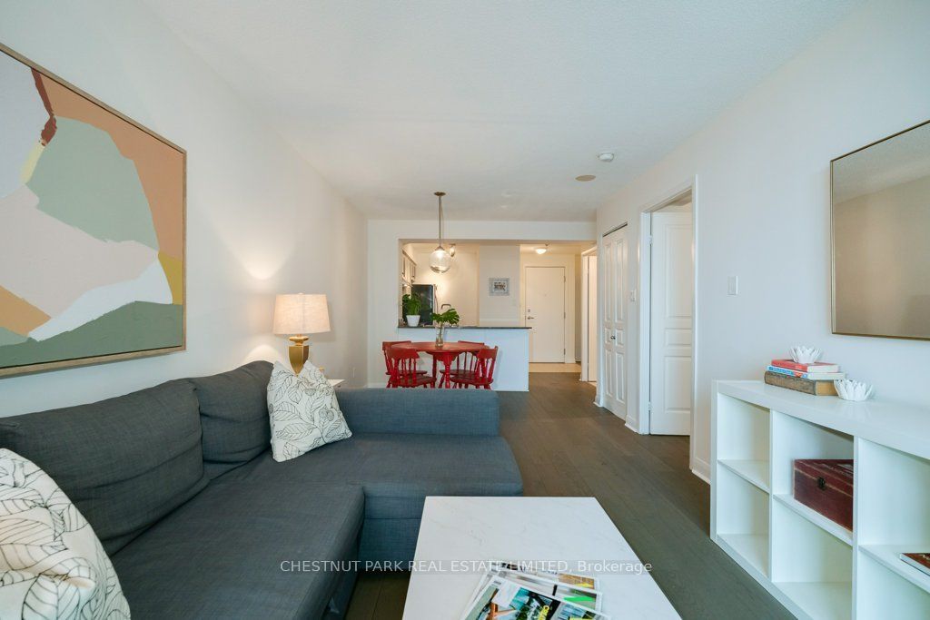 313 Richmond Street E 555