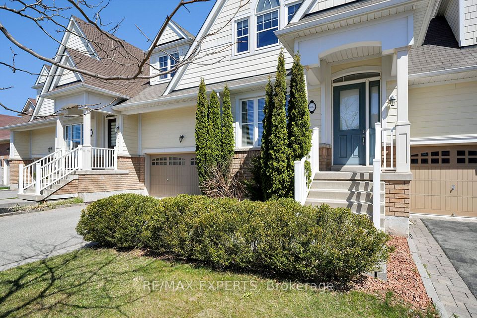 4367 Chemonda Street, Niagara Falls, ON L2G 0E9
