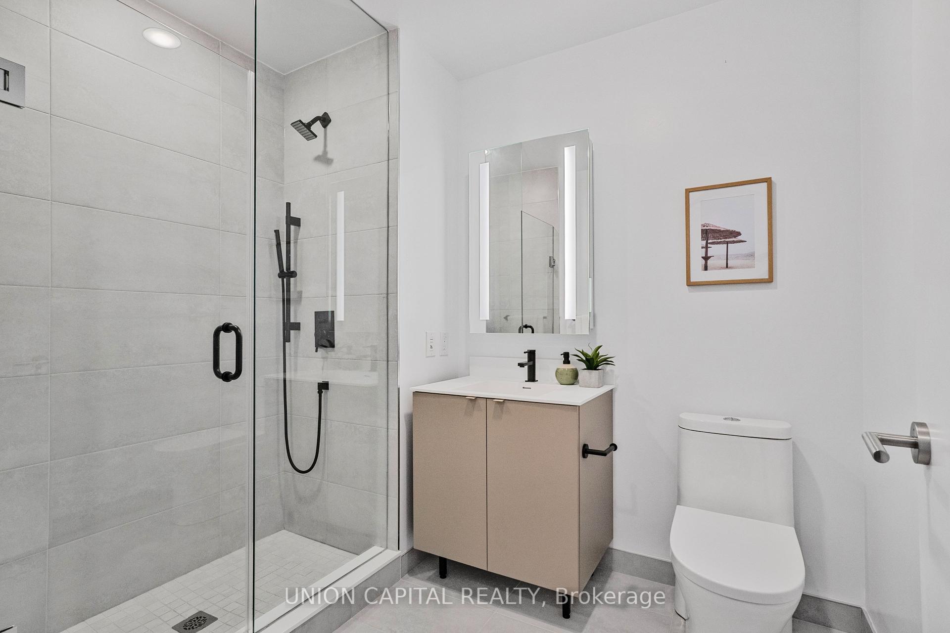 2 Bedrooms Condo at 500 Dupont,  Toronto For sale