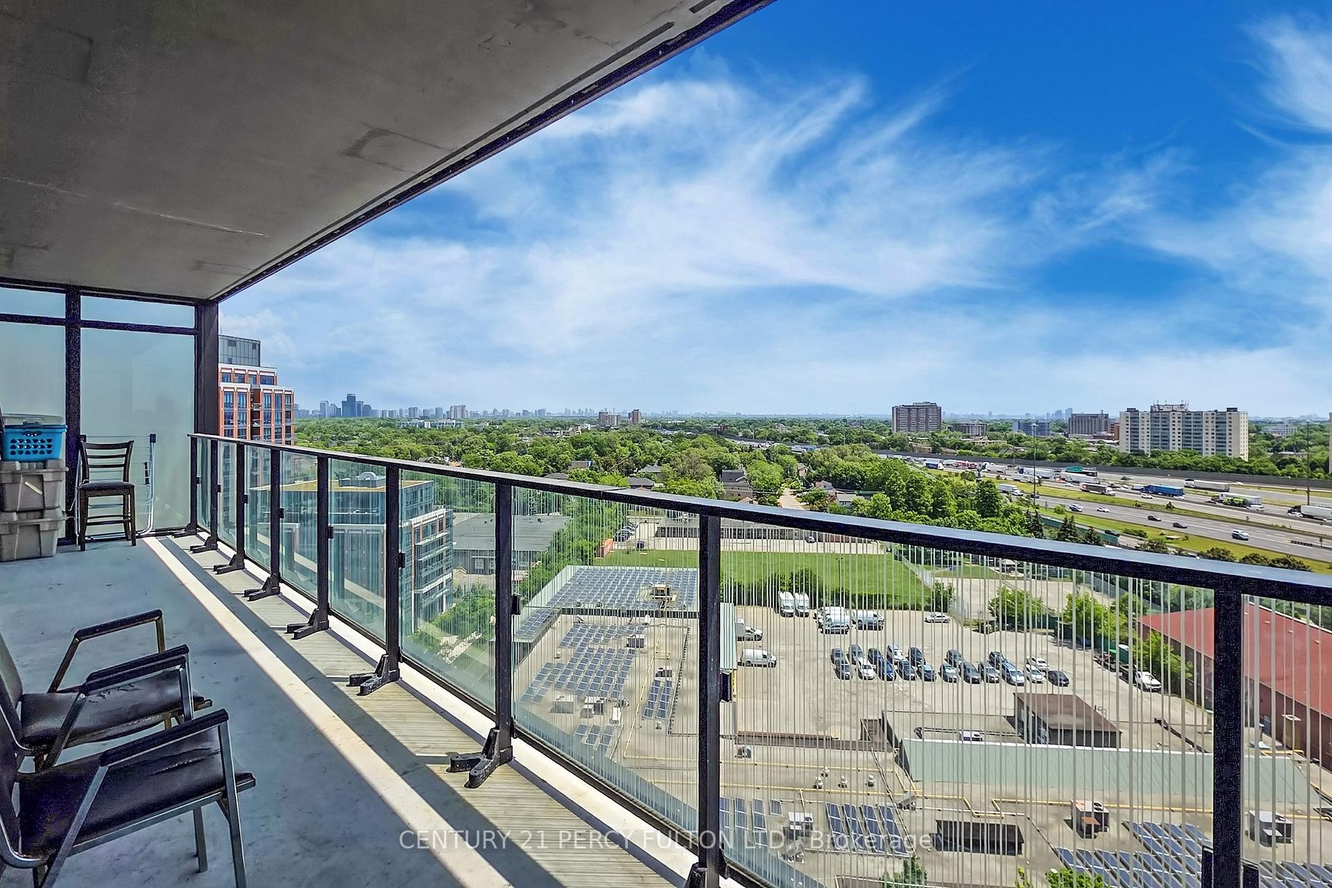 3 Bedrooms Condo at 8 Tippett, Toronto For sale