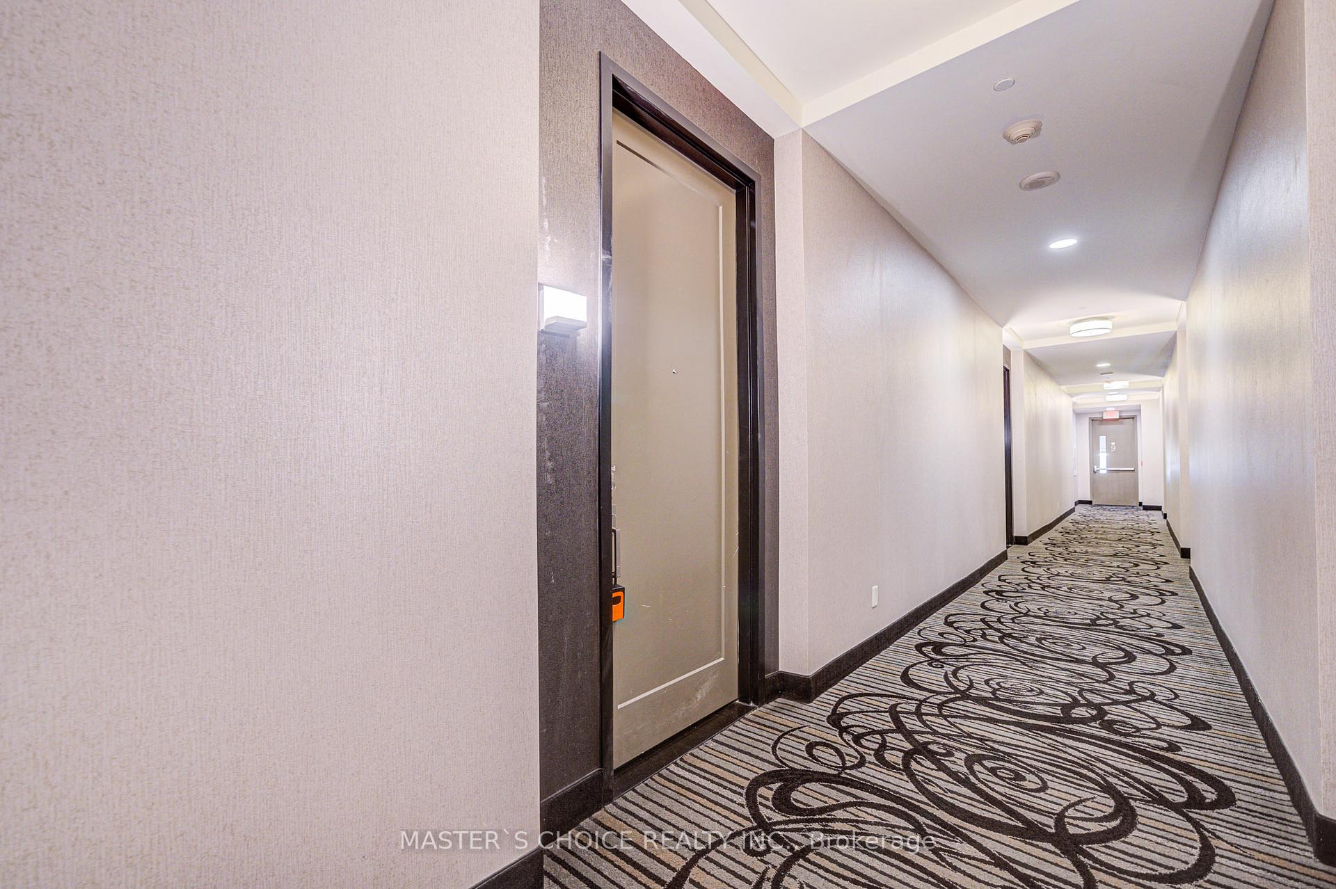 2 Bedrooms Condo at 150 Main, Hamilton For sale