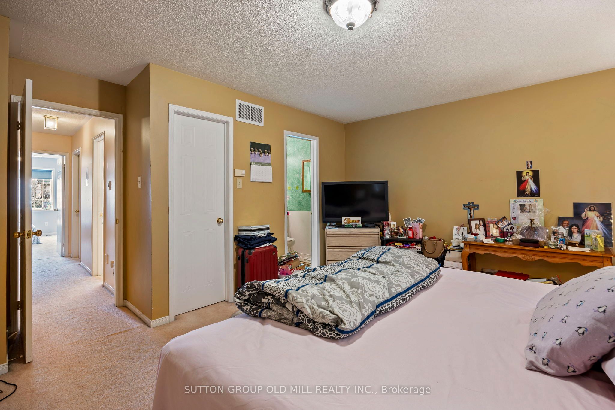 #102 - 2945 Thomas Street, Mississauga, ON L5M 6C1