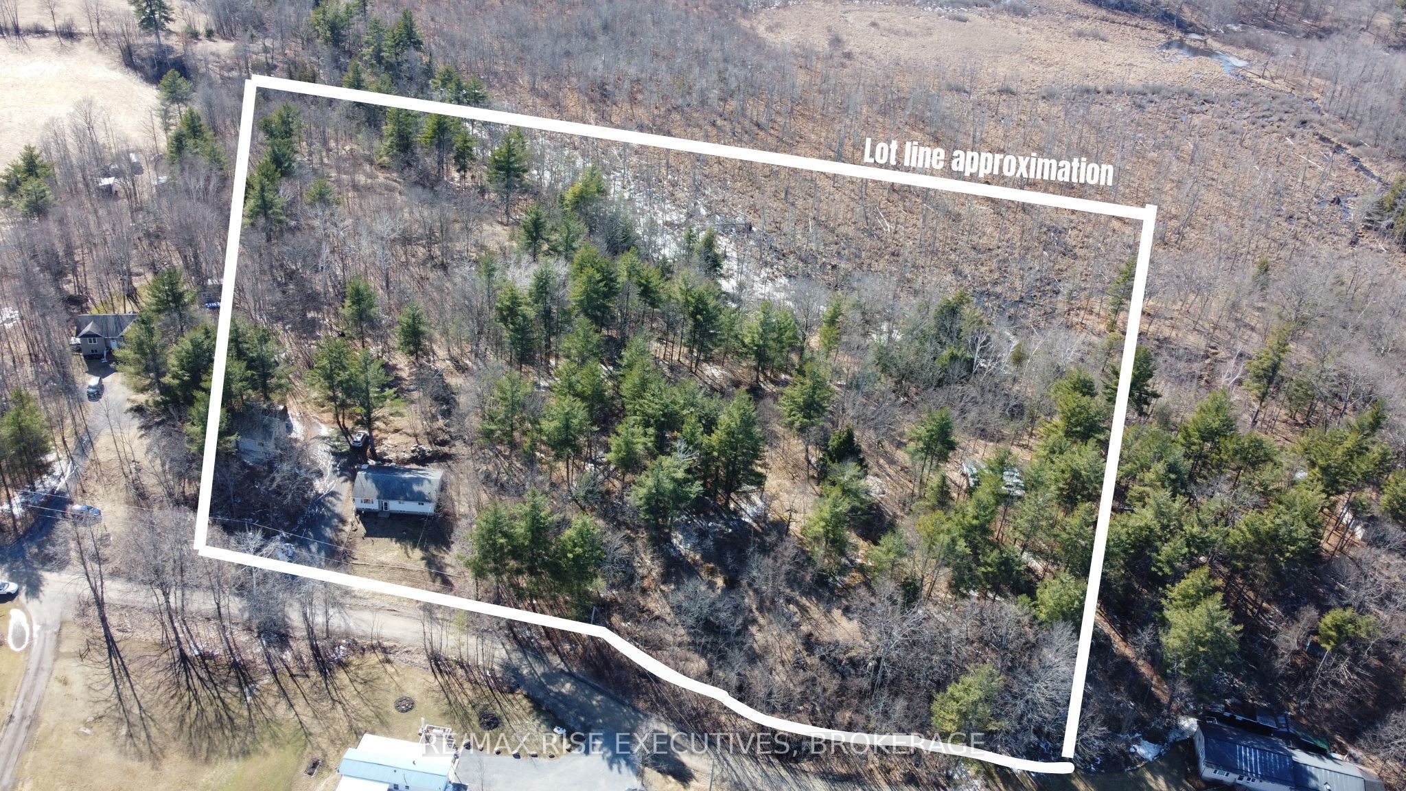 1093 Moon Road, Frontenac, ON K0H 1T0