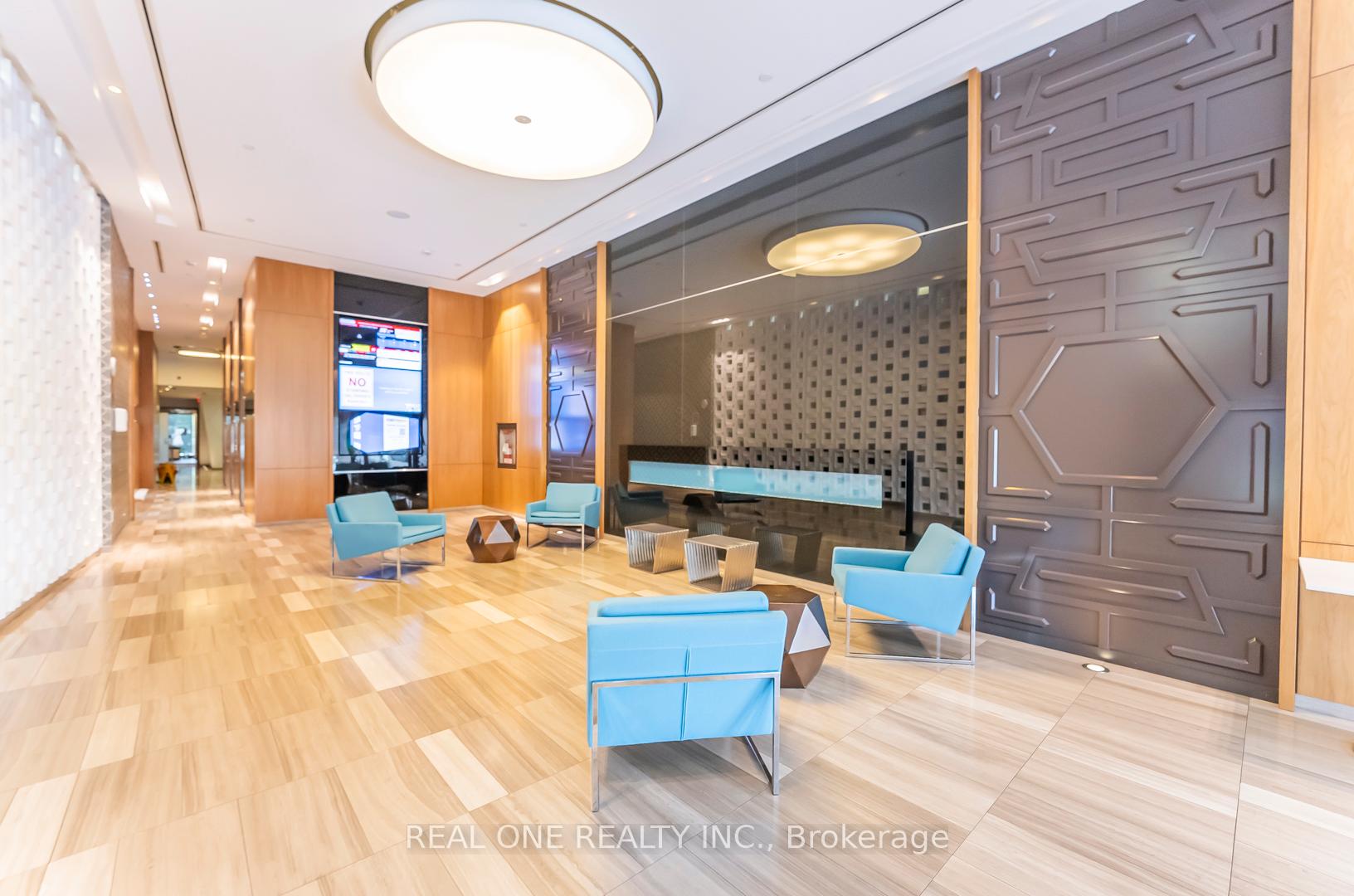 1 Bedroom Condo at 36 Park Lawn, Toronto For sale