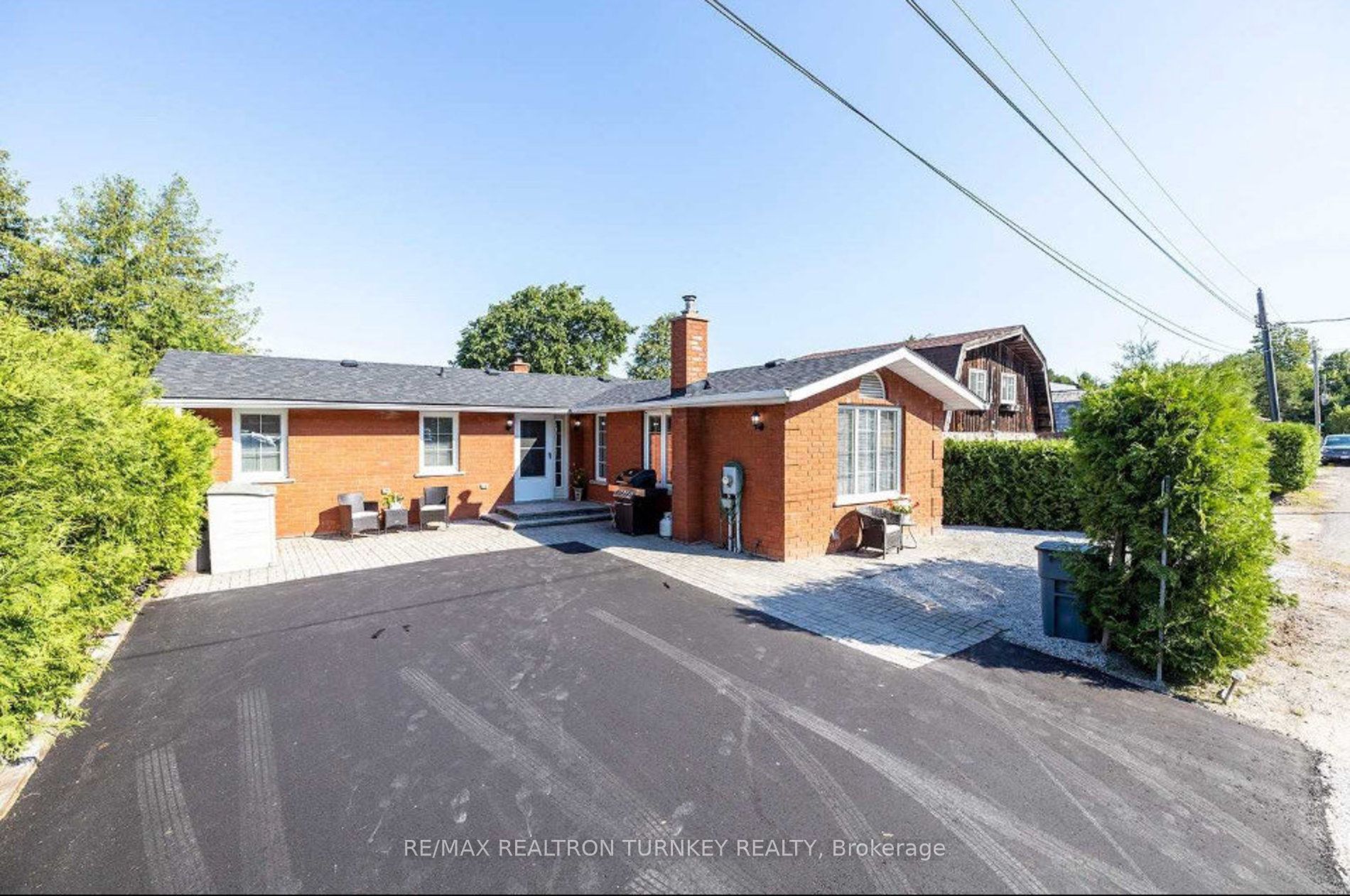 17 Allen's Lane