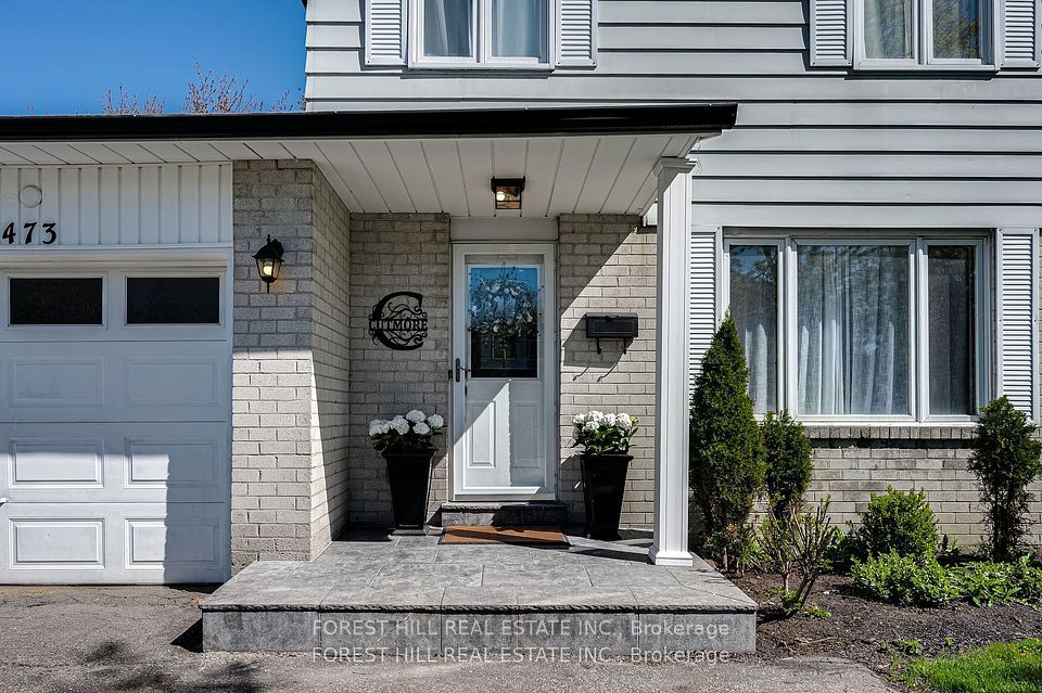 473 Dixon Boulevard, Newmarket, ON L3Y 5C9