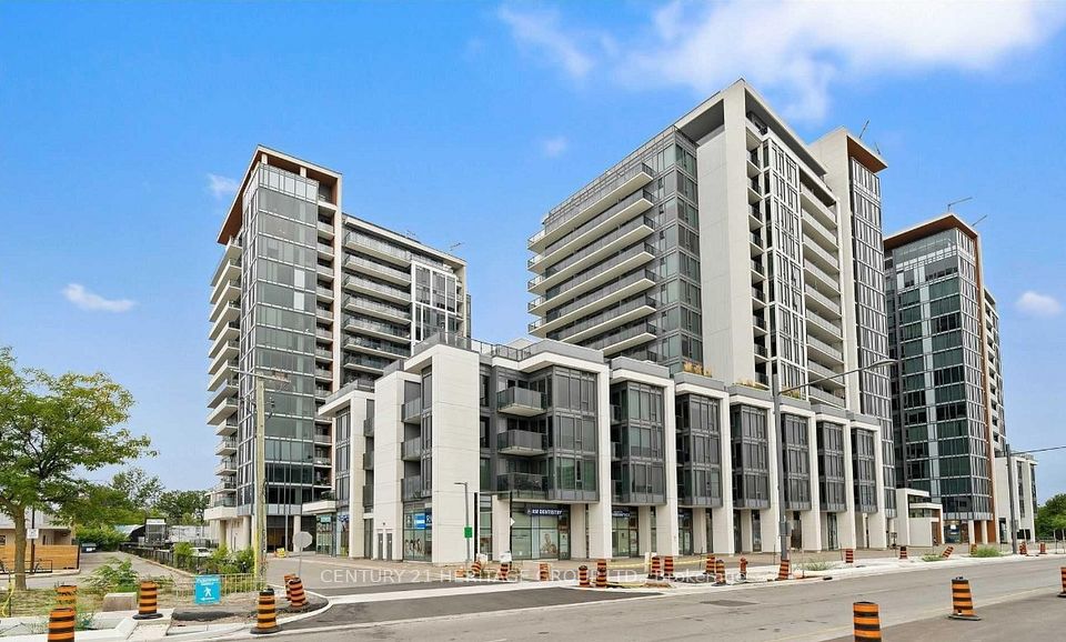 9618 Yonge