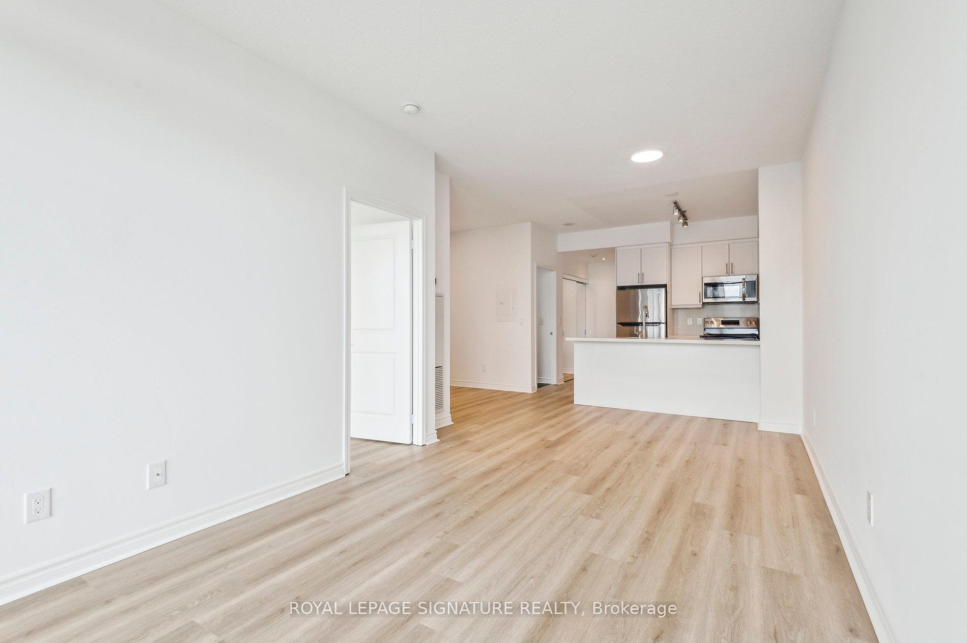 2 Bedrooms Condo at 2885 Bayview, Toronto For sale