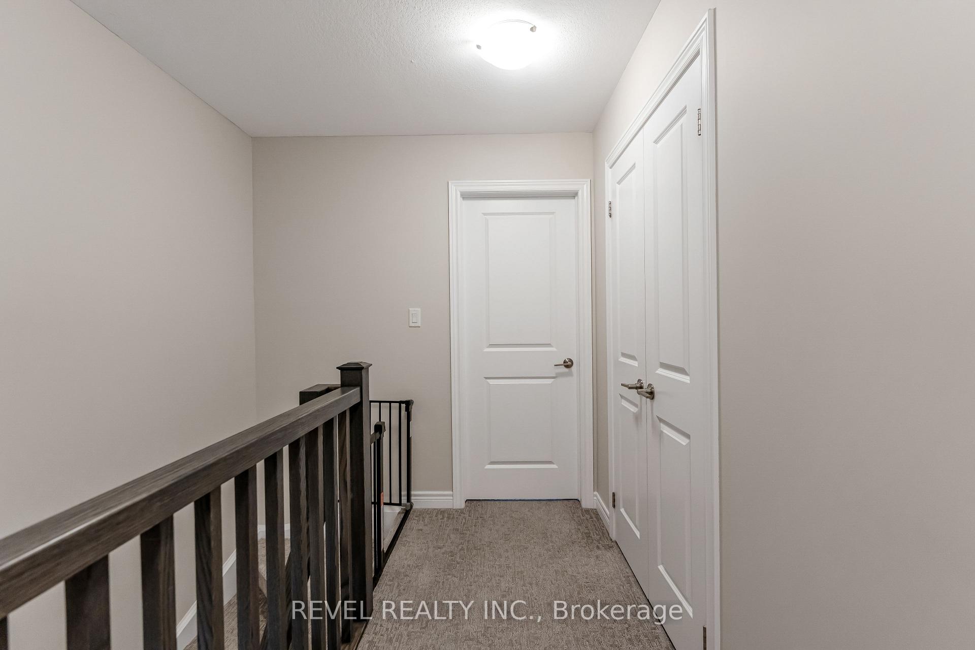 3 Bedrooms Condo at 288 Glover, Hamilton For sale