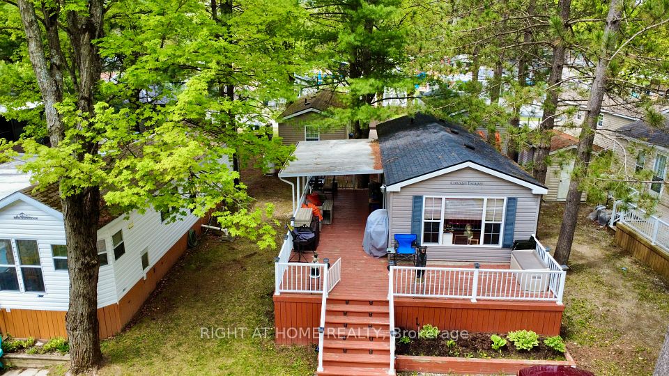 1082 Shamrock Marina Raod