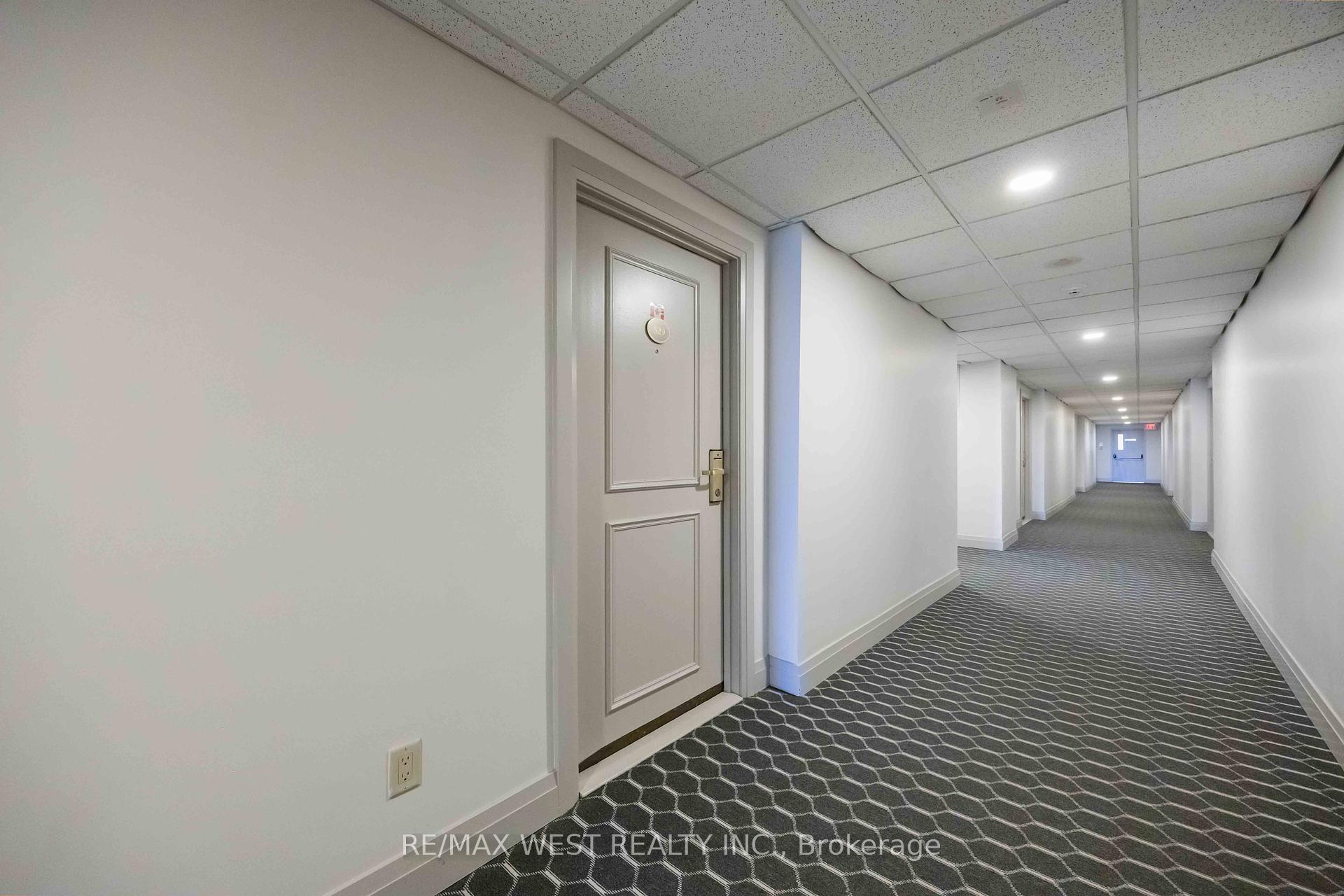 1 Bedroom Condo at 2737 Keele, Toronto For sale