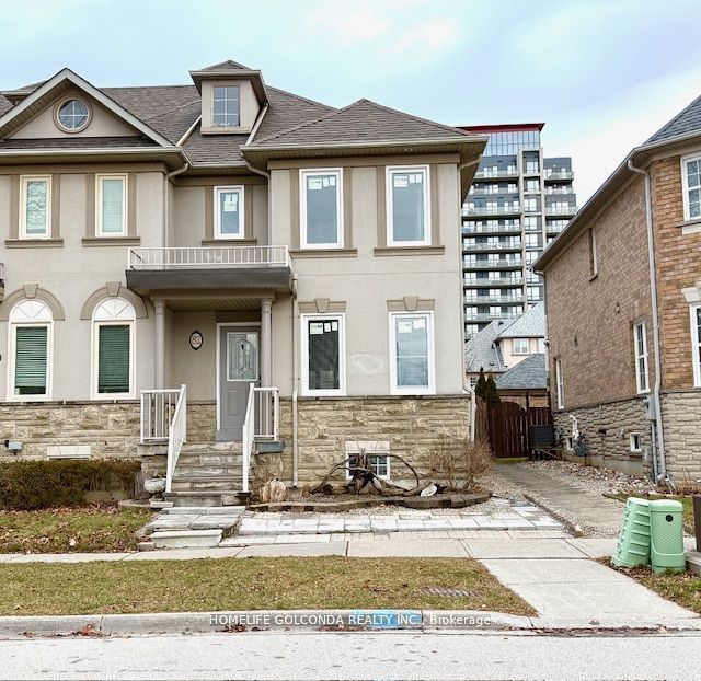 82 Ellesmere Street, Richmond Hill, ON L4B 4E3