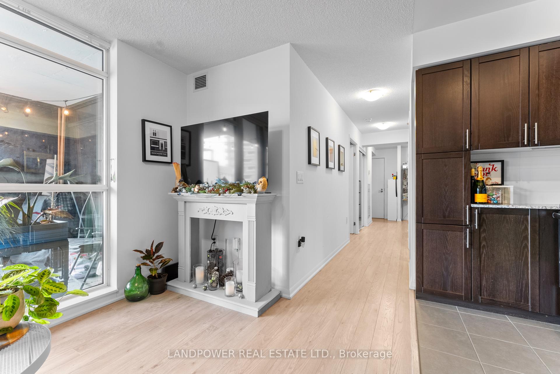 2 Bedrooms Condo at 830 Lawrence, Toronto For sale